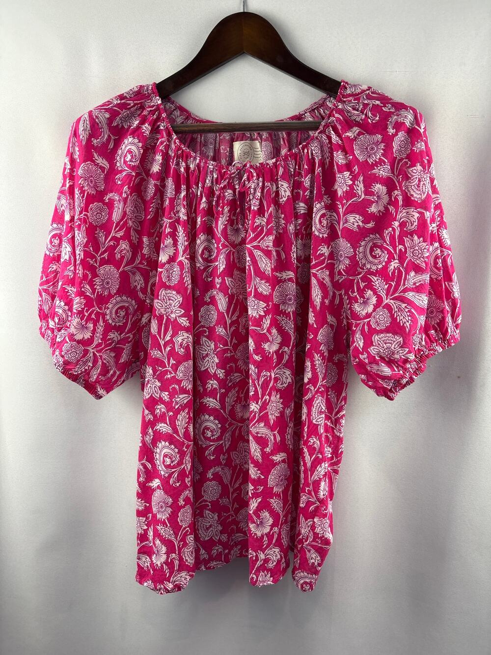 Women’s Destination 365 XL Hot Pink Paisley Blouse